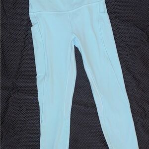 Lululemon Sky Blue Women’s Leggings double line side pocket size 4 (7/8)